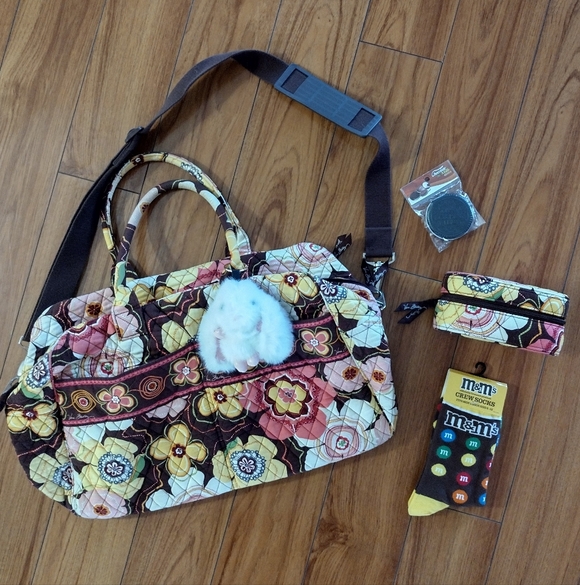 Vera Bradley buttercup travel kit with set